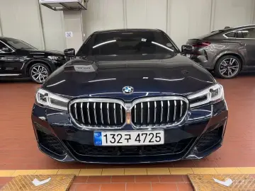 2022 BMW 5 серии с пробегом 51 238 км