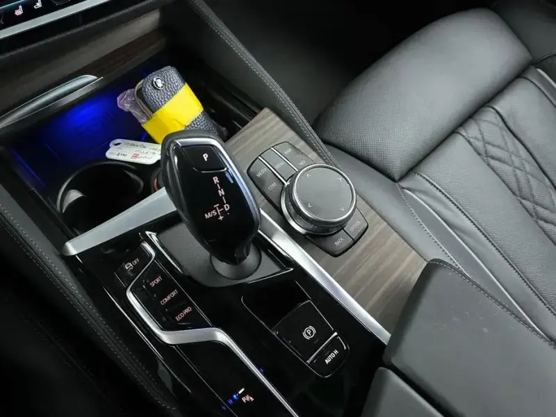 2022 BMW 5 серии с пробегом 13 883 км