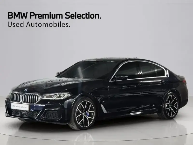 2022 BMW 5 серии с пробегом 39 783 км