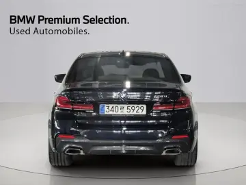 2022 BMW 5 серии с пробегом 39 783 км