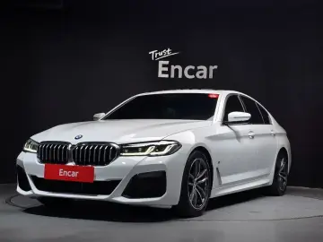 2022 BMW 5 серии с пробегом 56 053 км