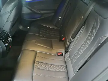 2022 BMW 5 серии с пробегом 39 783 км