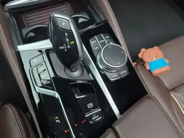 2022 BMW 5 серии с пробегом 68 988 км