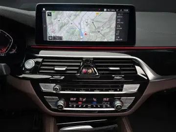 2022 BMW 5 серии с пробегом 68 988 км