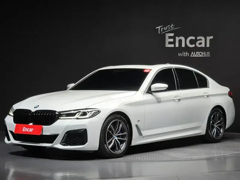 2022 BMW 5 серии с пробегом 29 570 км