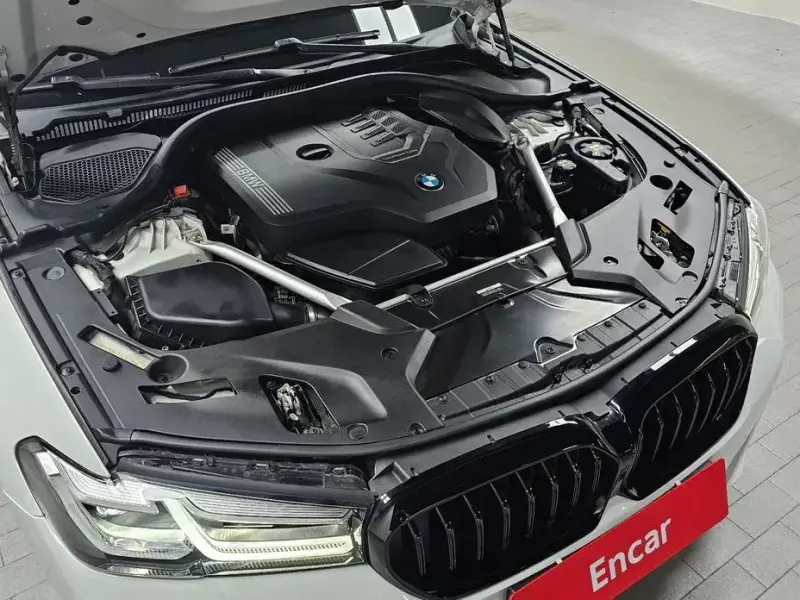2022 BMW 5 серии с пробегом 29 570 км