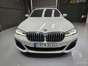 2022 BMW 5 серии с пробегом 80 211 км