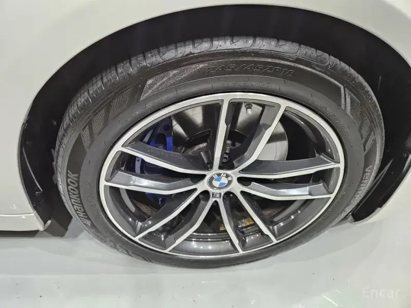 2022 BMW 5 серии с пробегом 80 211 км