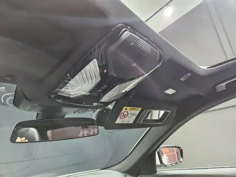 2022 BMW 5 серии с пробегом 80 211 км