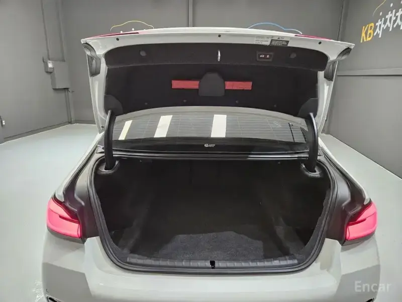 2022 BMW 5 серии с пробегом 80 211 км