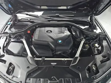 2022 BMW 5 серии с пробегом 37 985 км