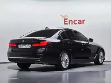 2022 BMW 5 серии с пробегом 79 404 км