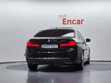 2022 BMW 5 серии с пробегом 79 404 км