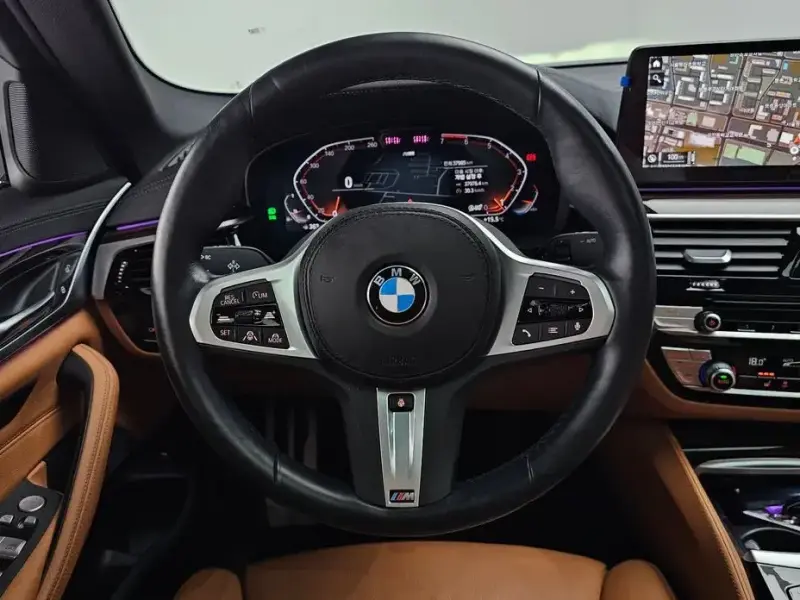 2022 BMW 5 серии с пробегом 37 985 км