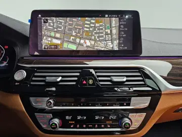 2022 BMW 5 серии с пробегом 37 985 км