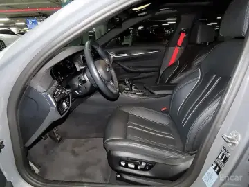 2022 BMW 5 серии с пробегом 71 703 км