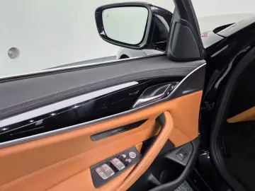 2022 BMW 5 серии с пробегом 79 404 км