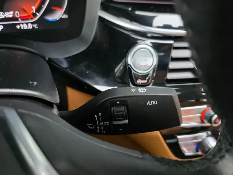 2022 BMW 5 серии с пробегом 79 404 км
