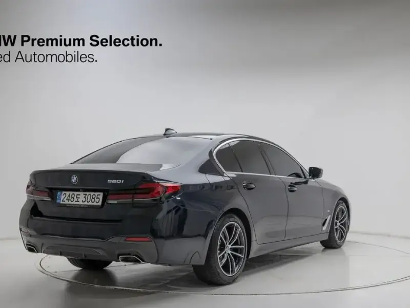 2022 BMW 5 серии с пробегом 47 086 км