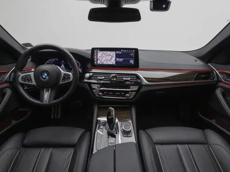 2022 BMW 5 серии с пробегом 47 086 км