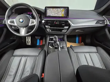 2022 BMW 5 серии с пробегом 29 809 км