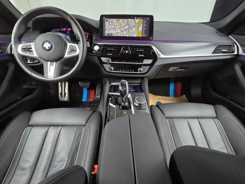 2022 BMW 5 серии с пробегом 29 809 км