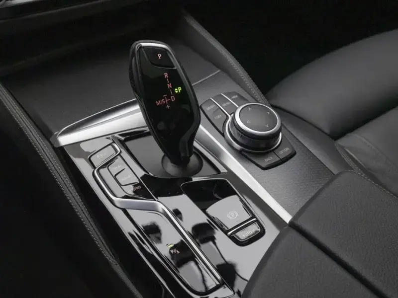 2022 BMW 5 серии с пробегом 52 700 км