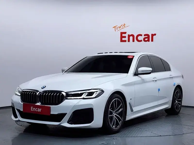 2022 BMW 5 серии с пробегом 11 316 км