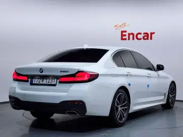 2022 BMW 5 серии с пробегом 11 316 км
