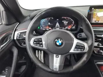 2022 BMW 5 серии с пробегом 11 316 км