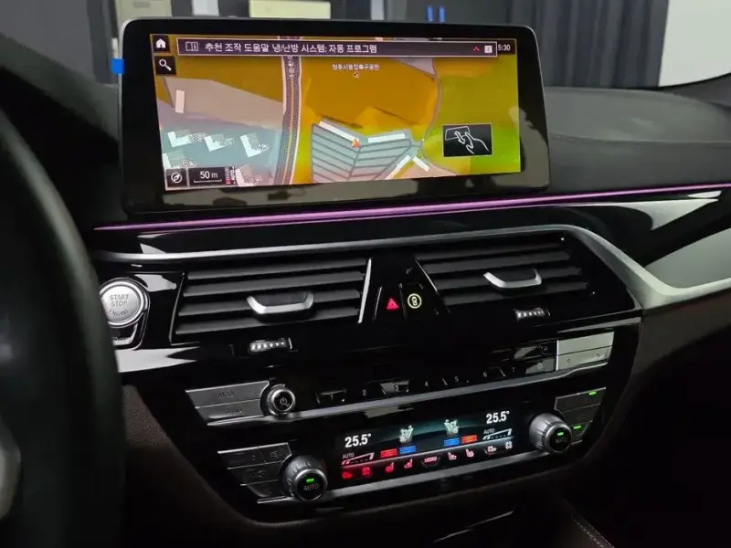 2022 BMW 5 серии с пробегом 46 114 км