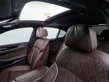 2022 BMW 5 серии с пробегом 46 114 км