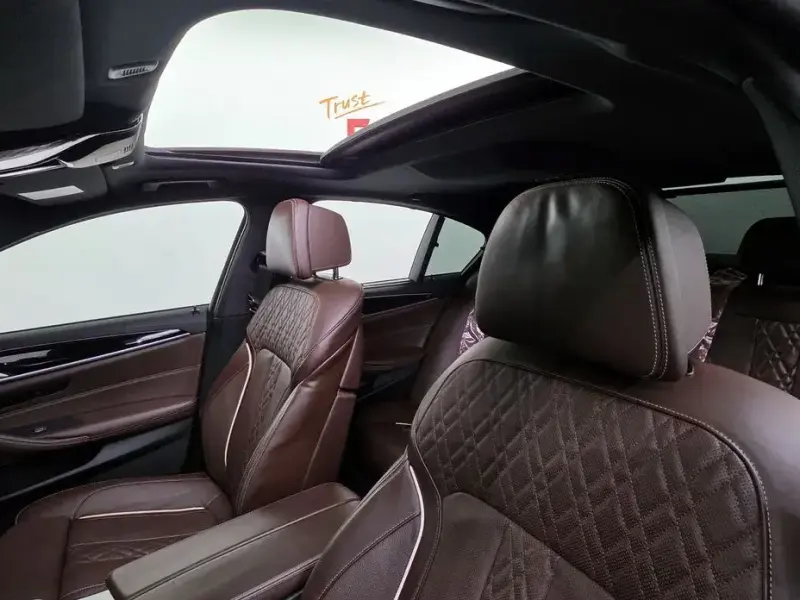 2022 BMW 5 серии с пробегом 46 114 км