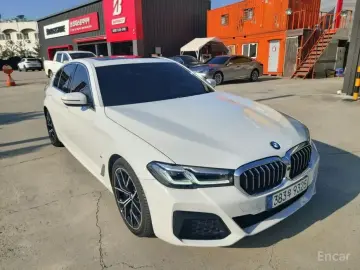 2022 BMW 5 серии с пробегом 66 550 км
