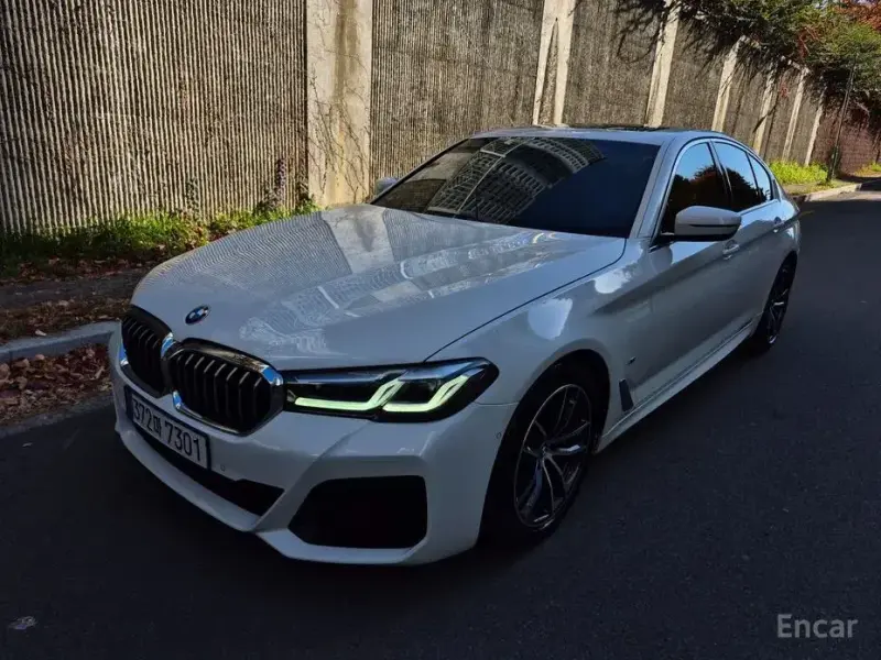 2022 BMW 5 серии с пробегом 50 900 км