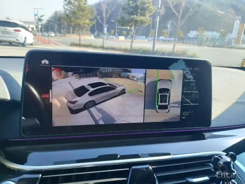 2022 BMW 5 серии с пробегом 66 550 км