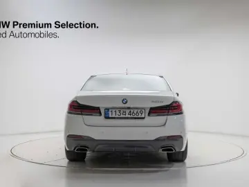 2022 BMW 5 серии с пробегом 74 403 км