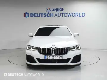 2022 BMW 5 серии с пробегом 74 890 км