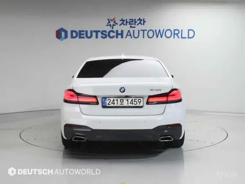2022 BMW 5 серии с пробегом 74 890 км
