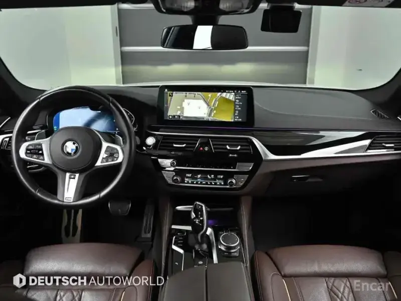 2022 BMW 5 серии с пробегом 74 890 км