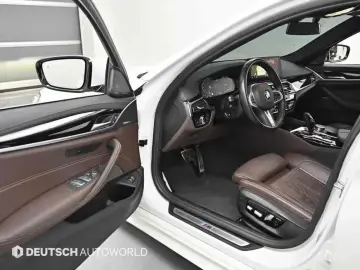 2022 BMW 5 серии с пробегом 74 890 км