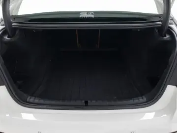 2022 BMW 5 серии с пробегом 74 403 км