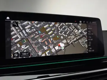 2022 BMW 5 серии с пробегом 9 385 км