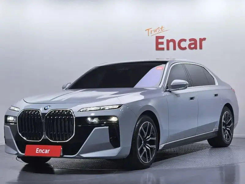 2025 BMW 7 серии с пробегом 2 428 км