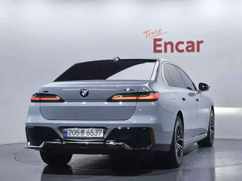 2025 BMW 7 серии с пробегом 2 428 км