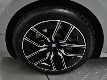 2025 BMW 7 серии с пробегом 2 428 км