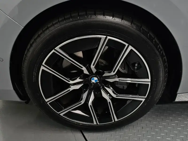 2025 BMW 7 серии с пробегом 2 428 км