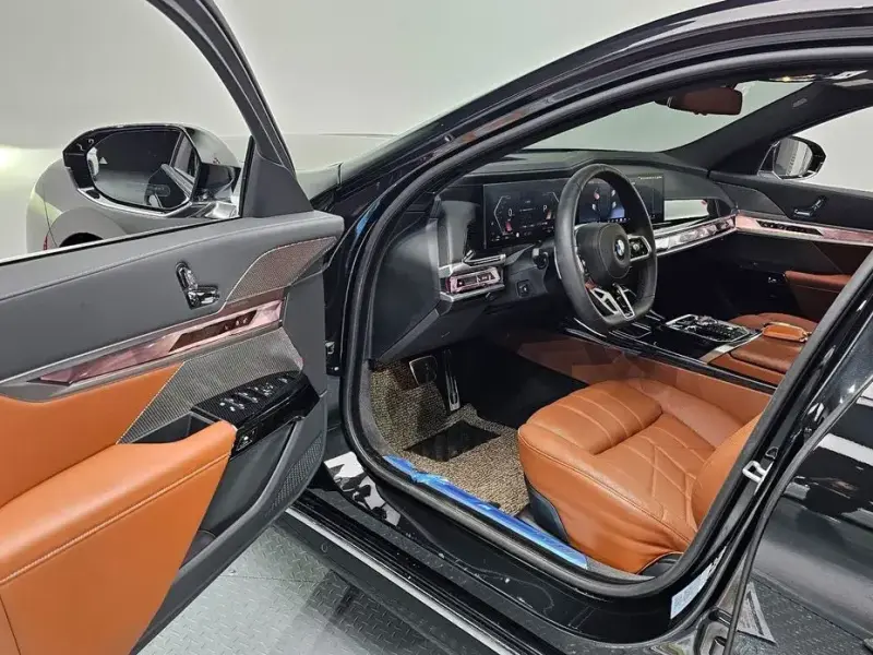 2025 BMW 7 серии с пробегом 11 146 км