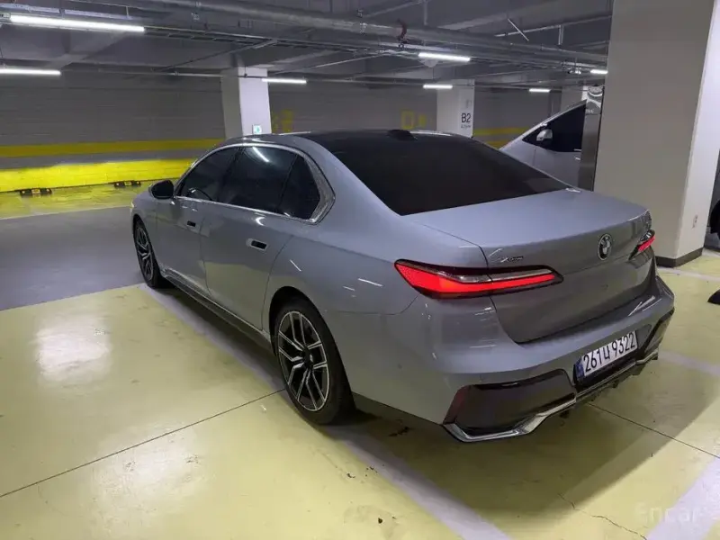 2024 BMW 7 серии с пробегом 22 000 км