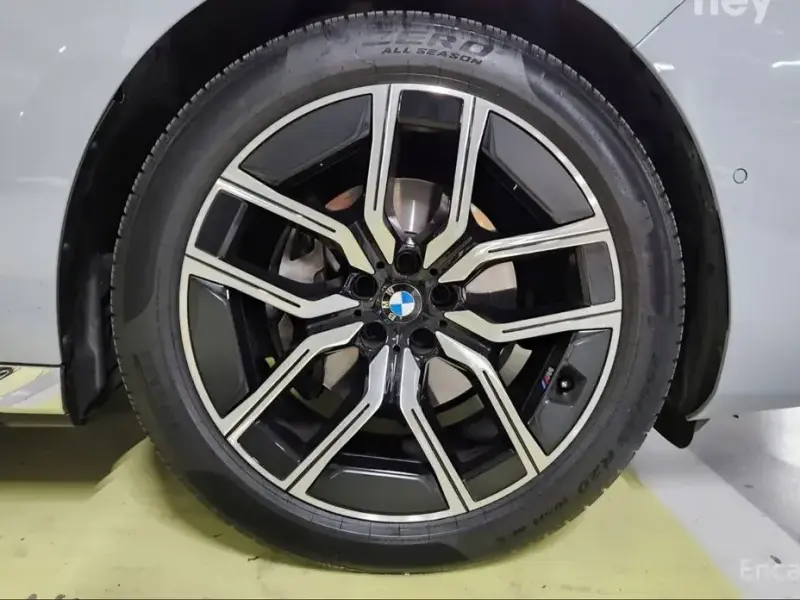 2024 BMW 7 серии с пробегом 22 000 км